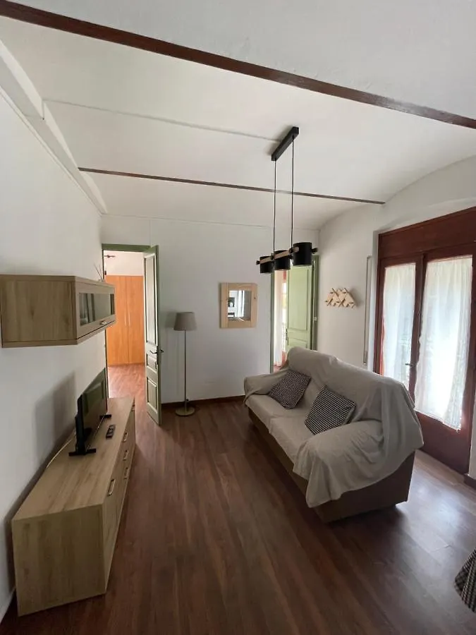 Apartaments Casa Vermella Camprodon