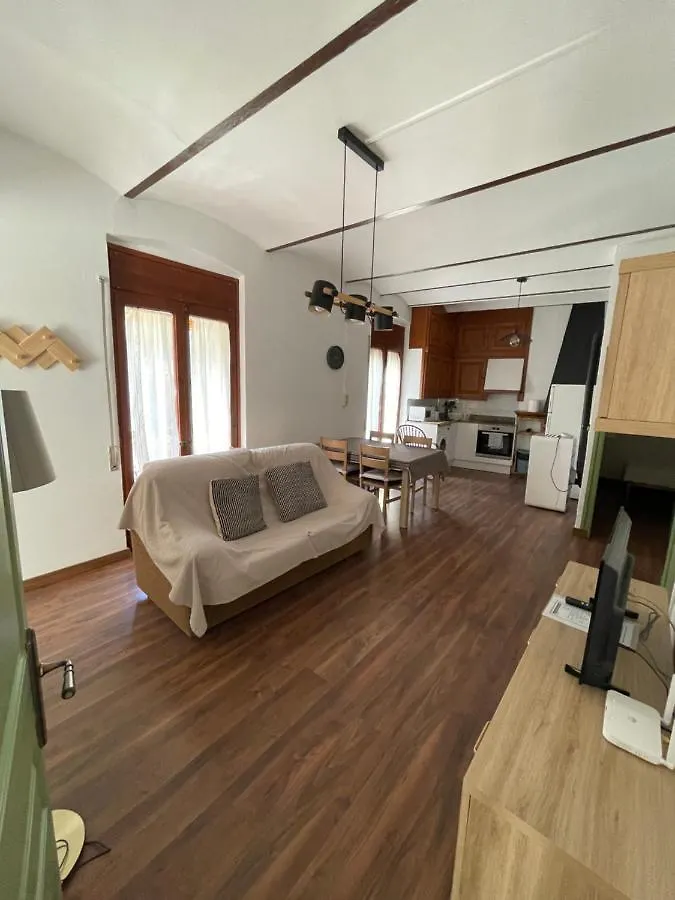 Apartaments Casa Vermella Camprodon